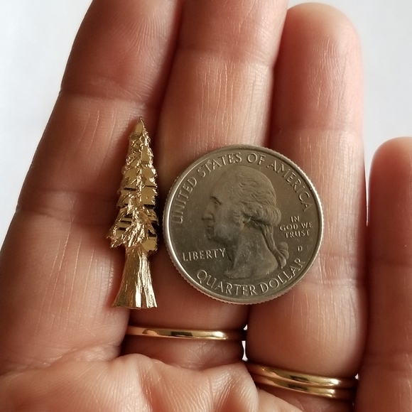 Vintage tree pin gold tone brooch spruce redwood pine conifer Christmas - Picture 6 of 8